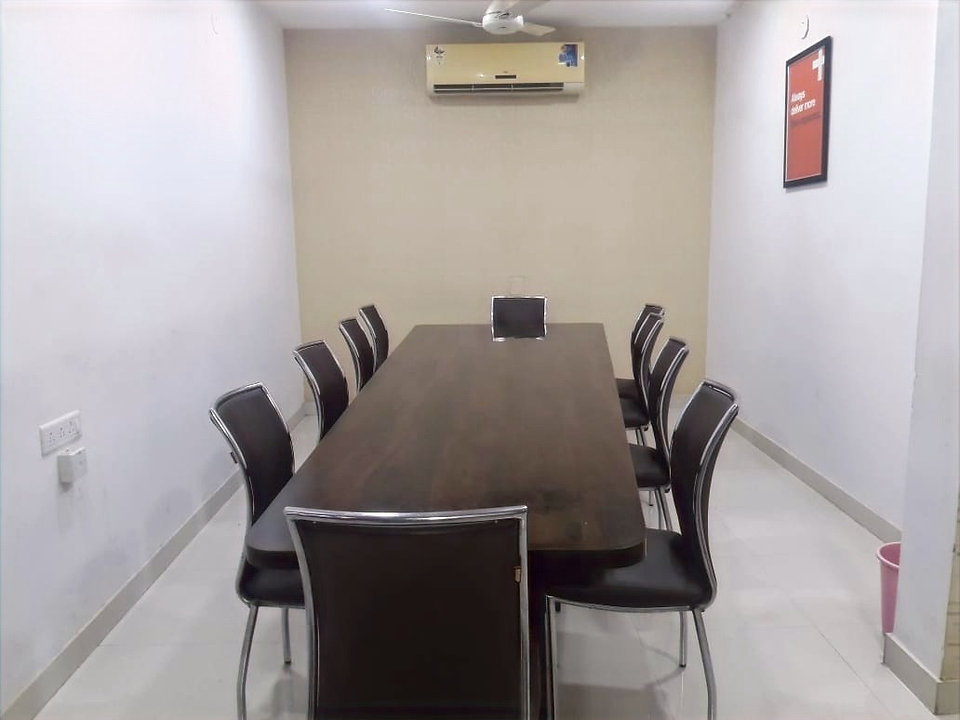 3 Shared Meeting Rooms